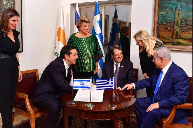 Η ερώτηση της Σάρας Νετανιάχου που δεν περίμενε η Μπέτυ Μπαζιάνα (βίντεο)